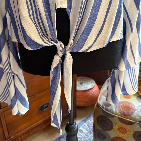 Altar'd State Long Sleeve Striped Tie-Hem Blouse Size XS - Picture 8 of 8